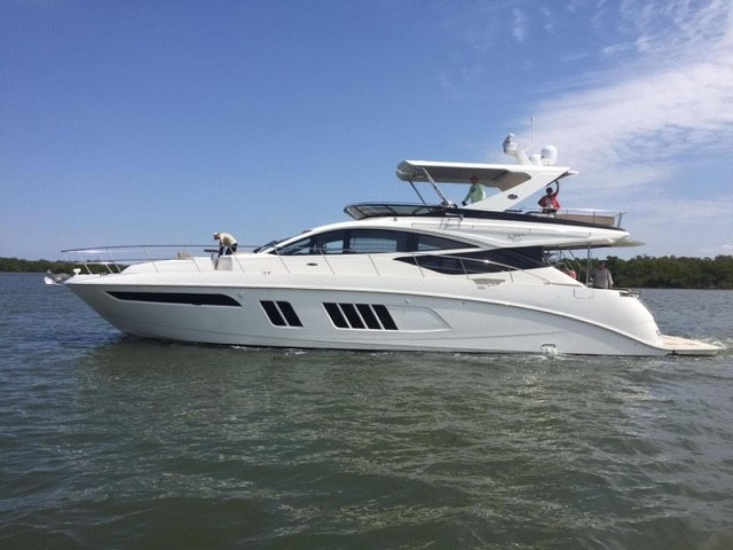 2016 Sea Ray L650 Fly — photo 1