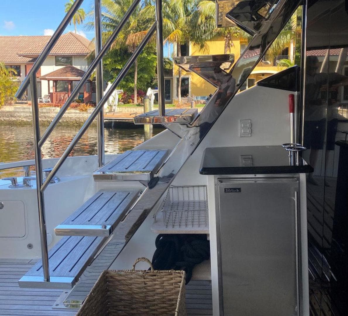 2016 Sea Ray L650 Fly — photo 26