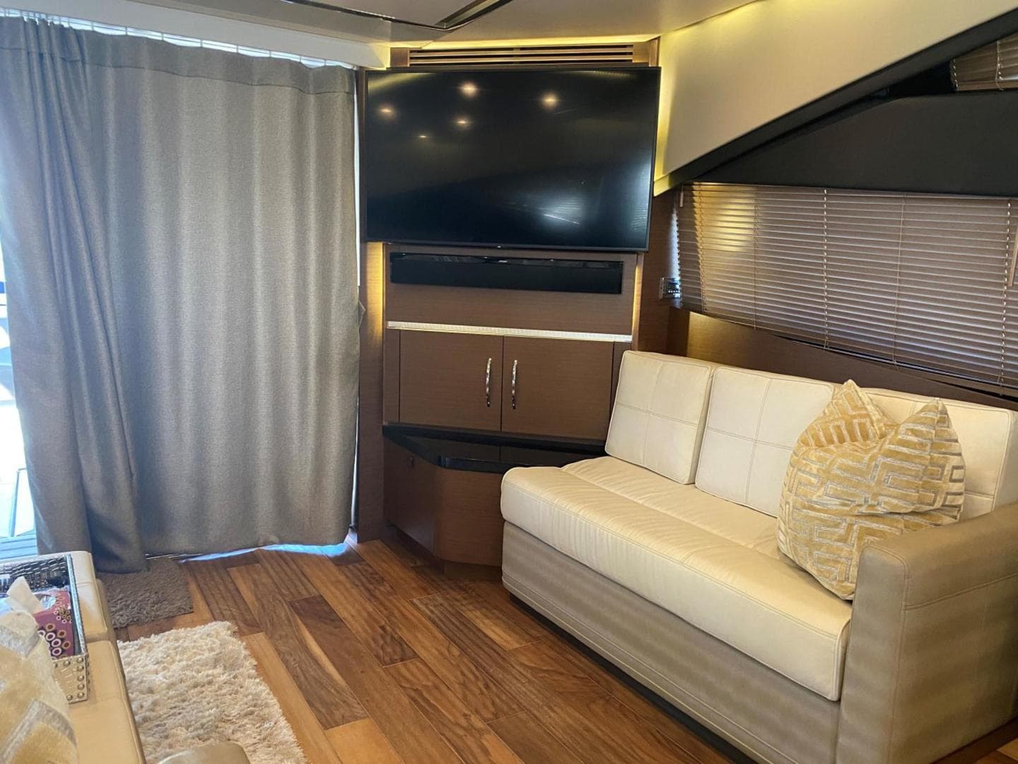 2016 Sea Ray L650 Fly — photo 4