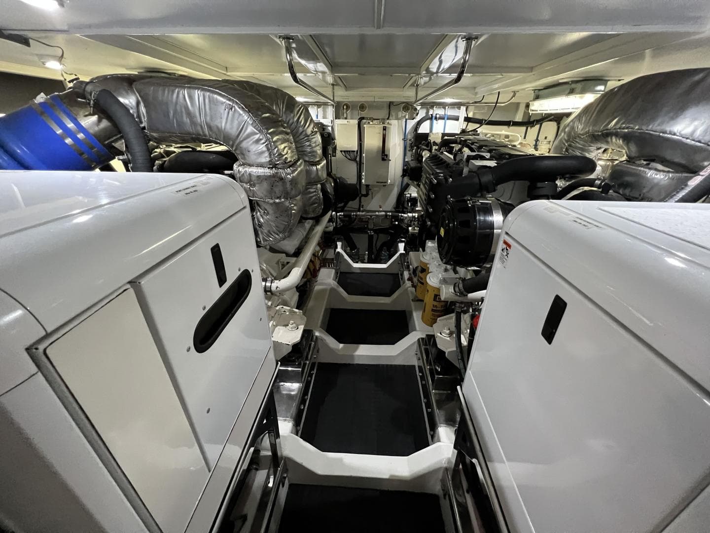 2012 Hampton — photo 43