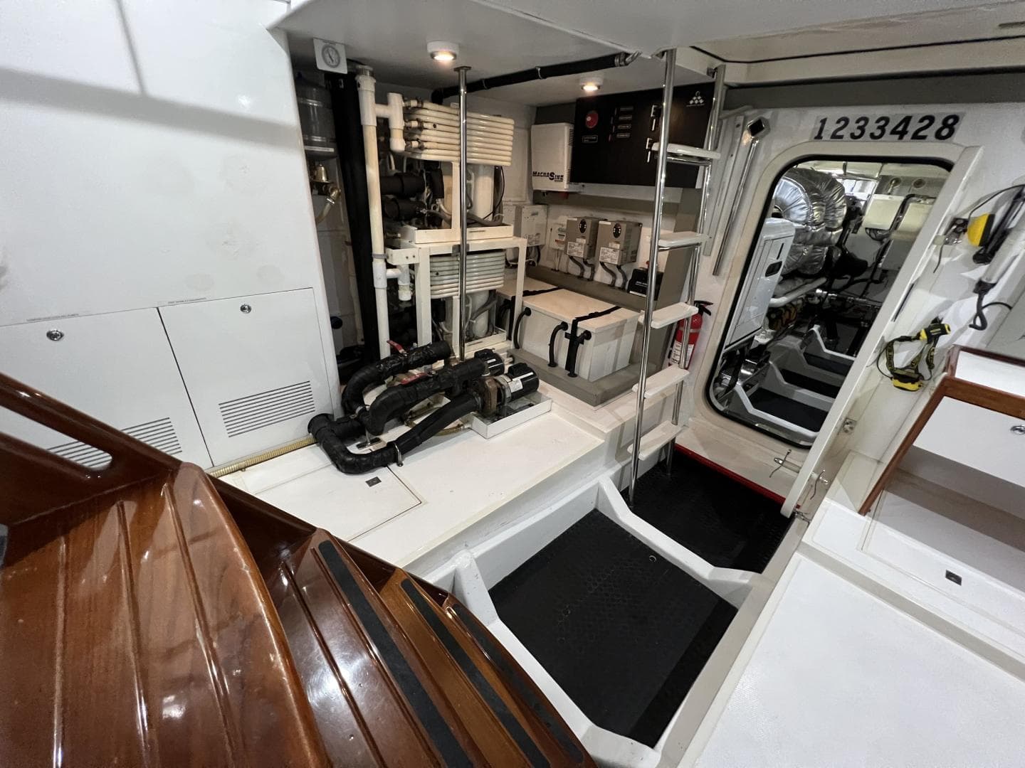 2012 Hampton — photo 45