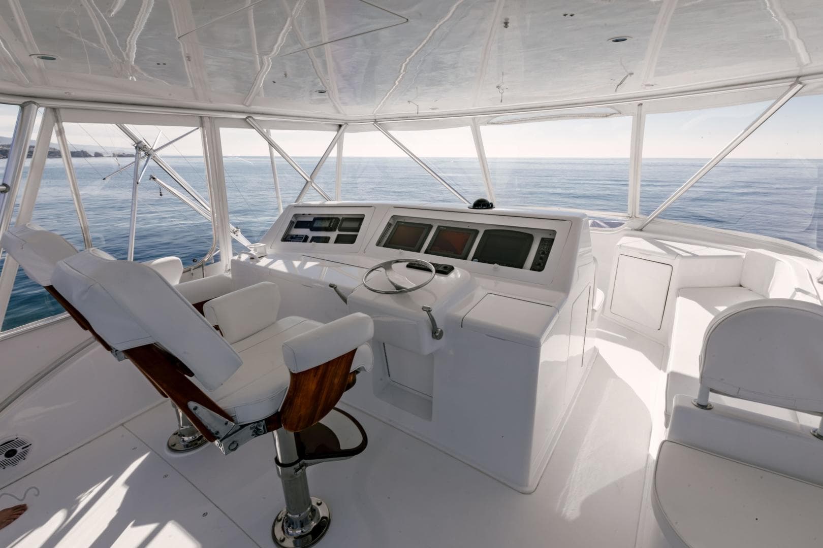 2003 Viking 56 Convertible — photo 2