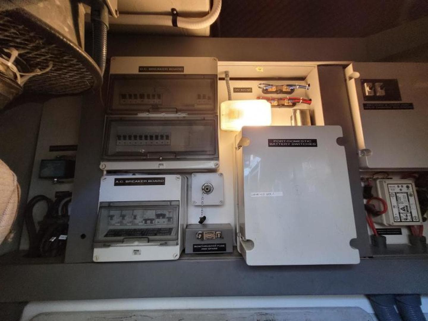 1999 Sunseeker Predator 58 — photo 39