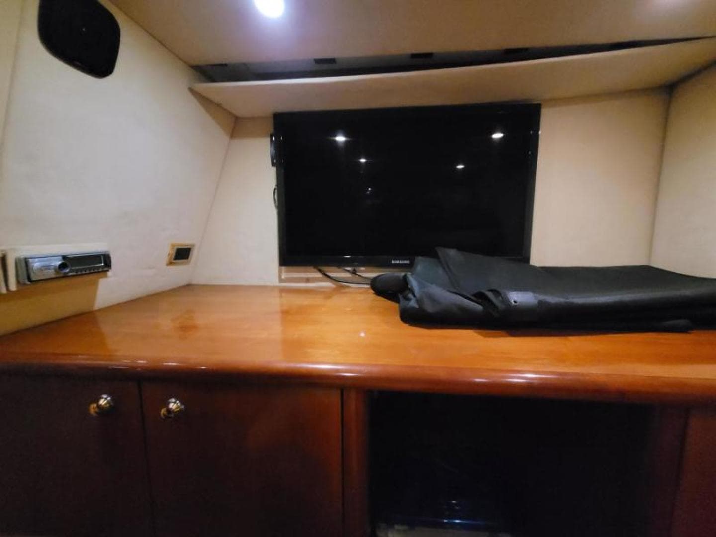 1999 Sunseeker Predator 58 — photo 19