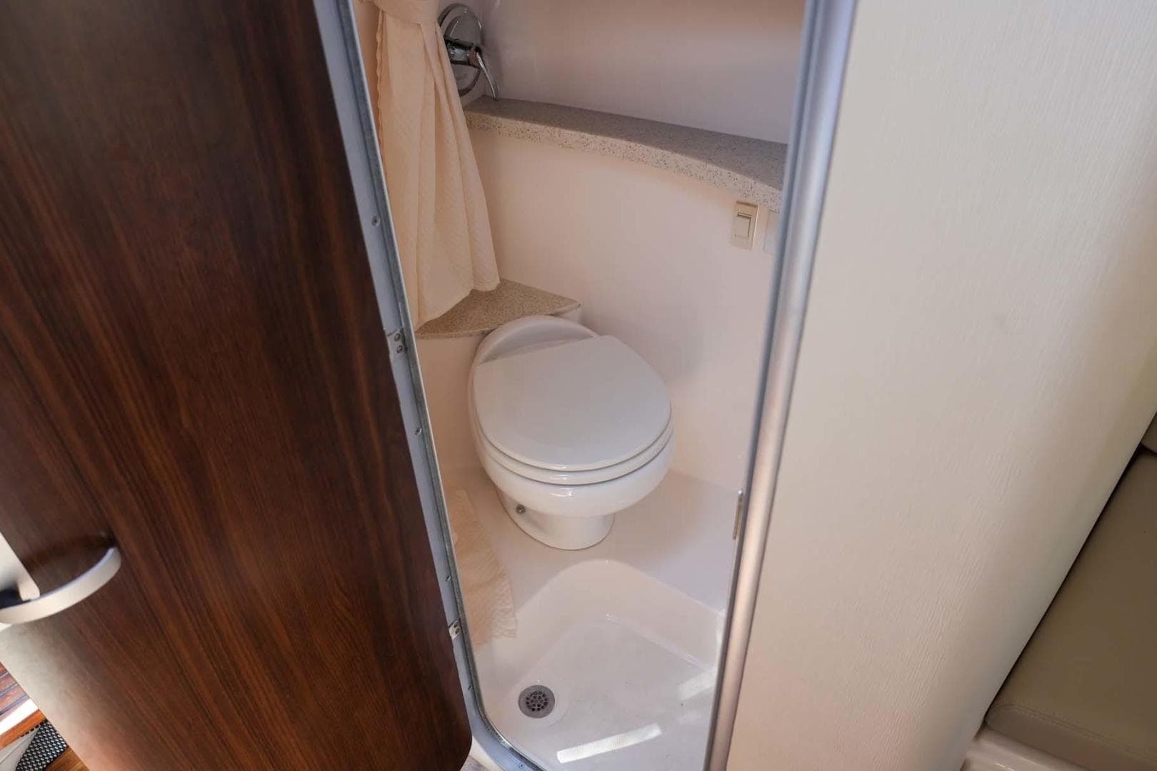 2017 Regal Express — photo 10