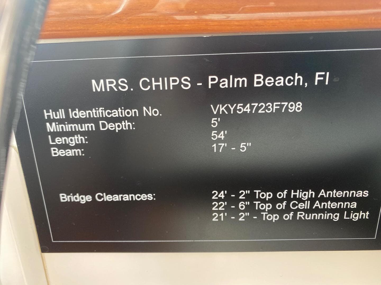 1998 Viking 54 Sport Yacht — photo 6