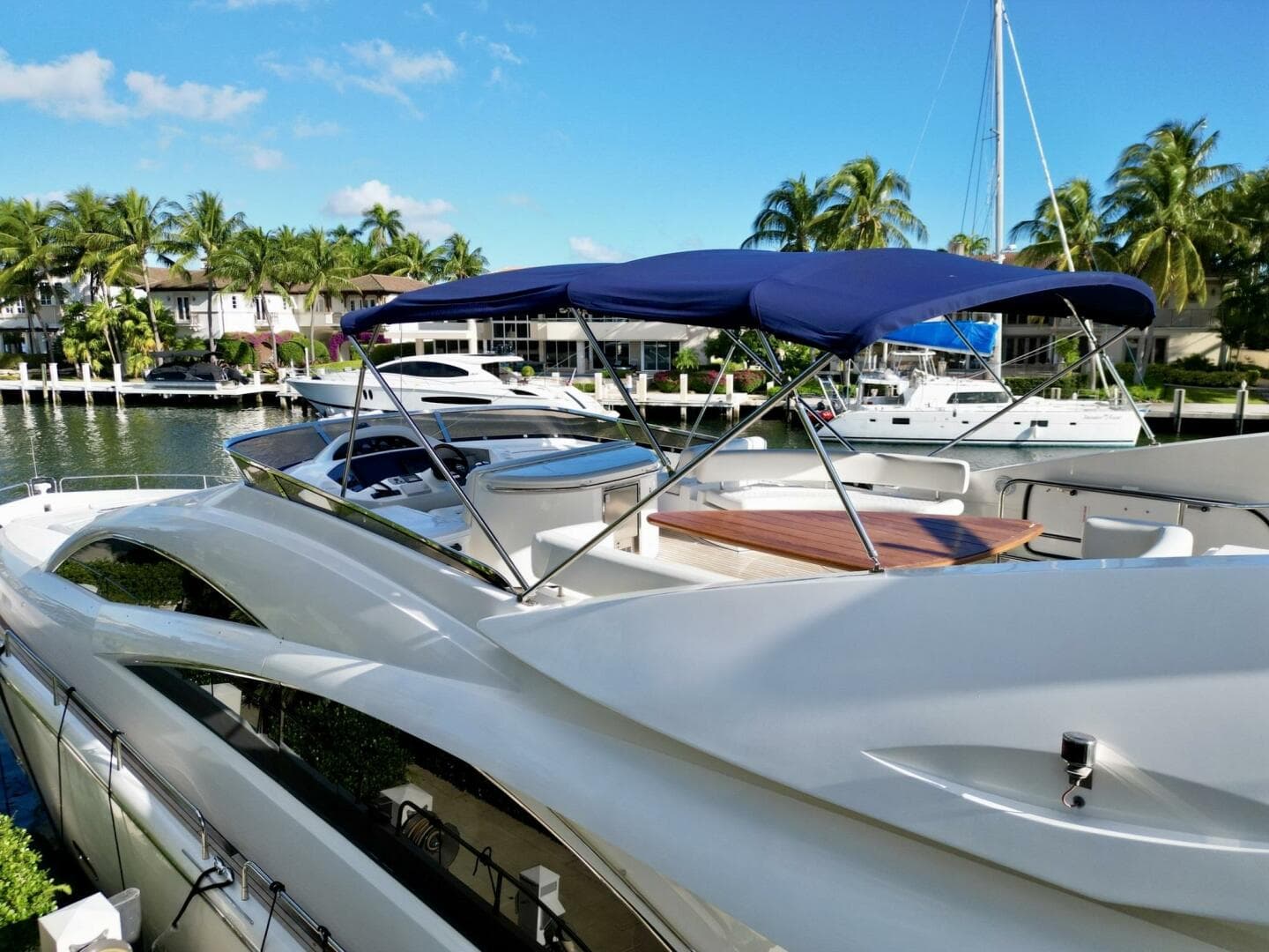 2005 Sunseeker Yacht — photo 59