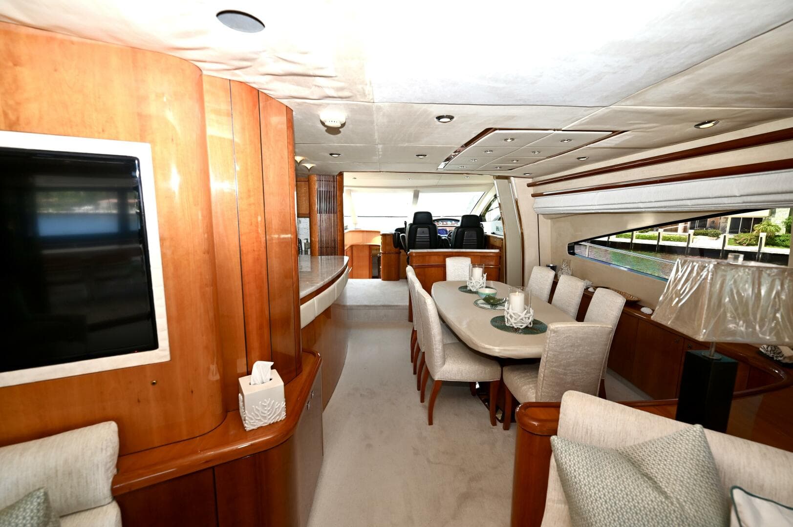 2005 Sunseeker Yacht — photo 12