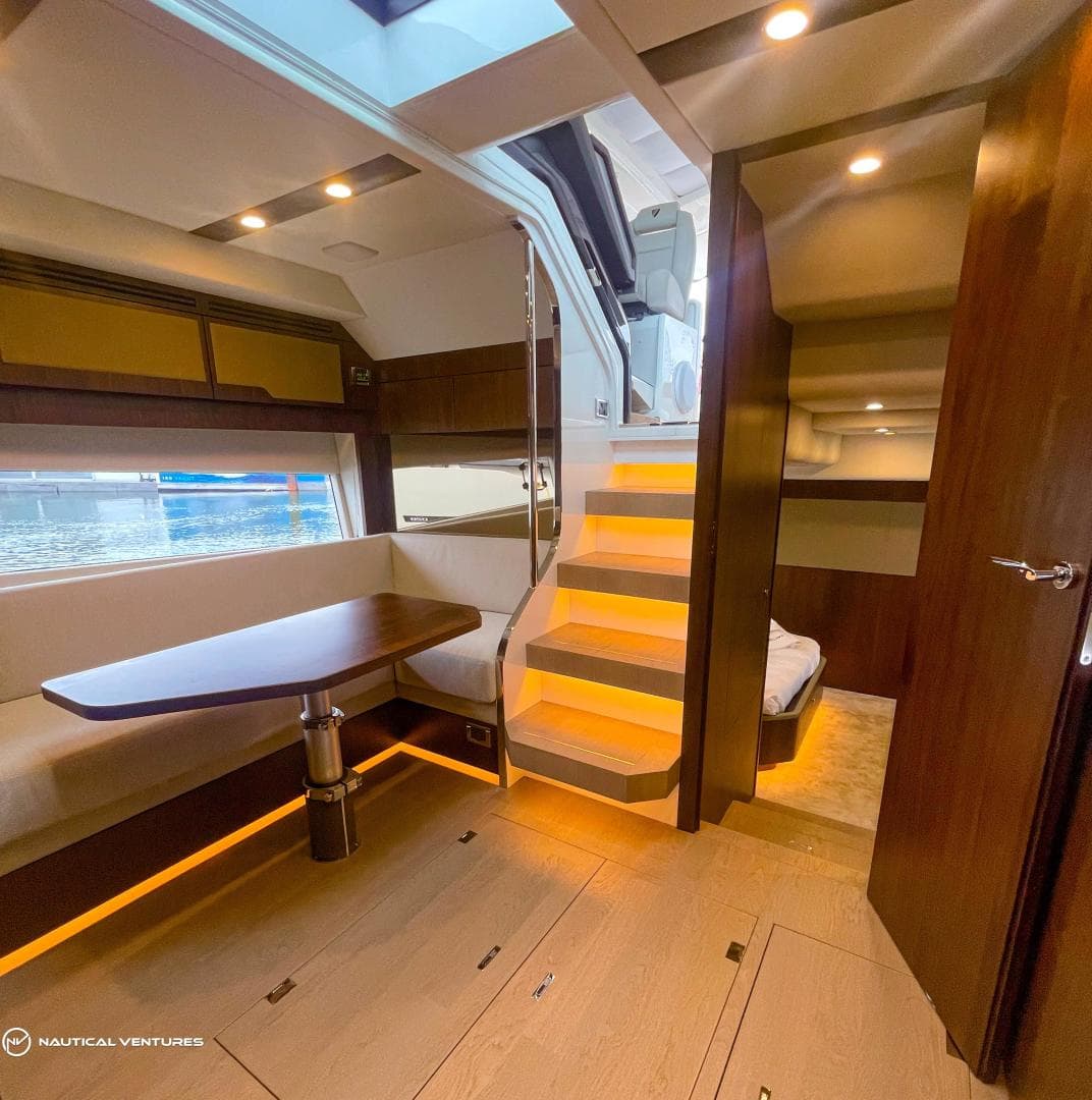 2023 Fairline Targa 45 Open — photo 14