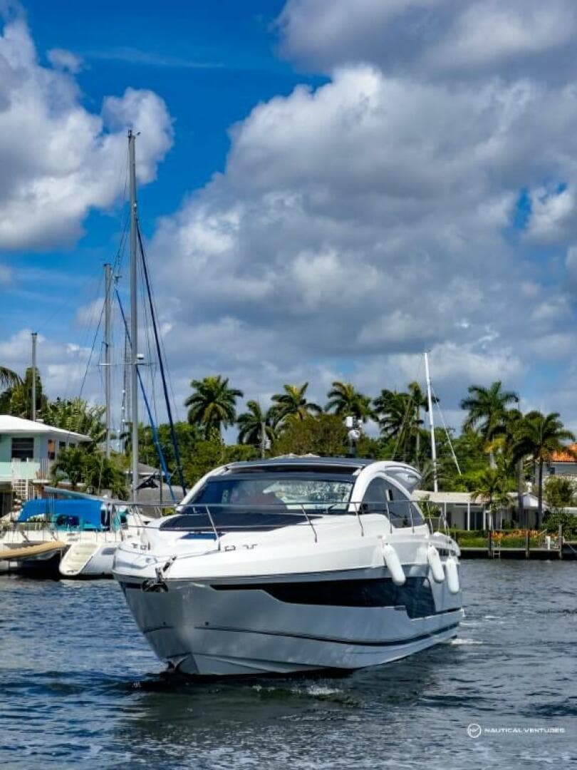 2023 Fairline Targa 45 Open — photo 12