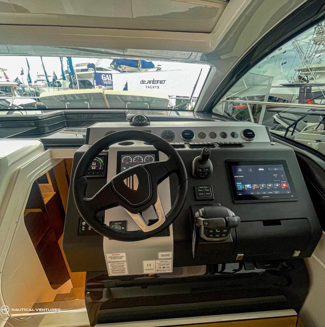 2023 Fairline Targa 45 Open — photo 37