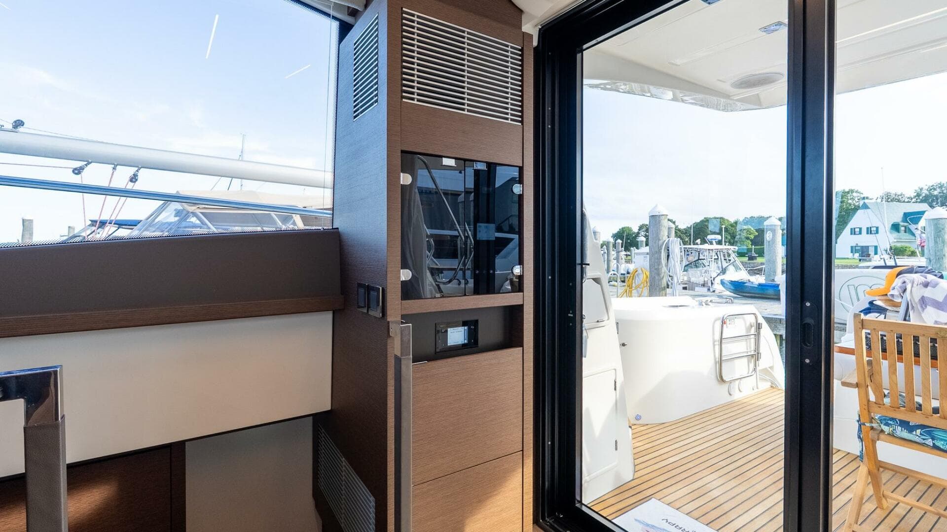 2019 Prestige 520 Flybridge — photo 5