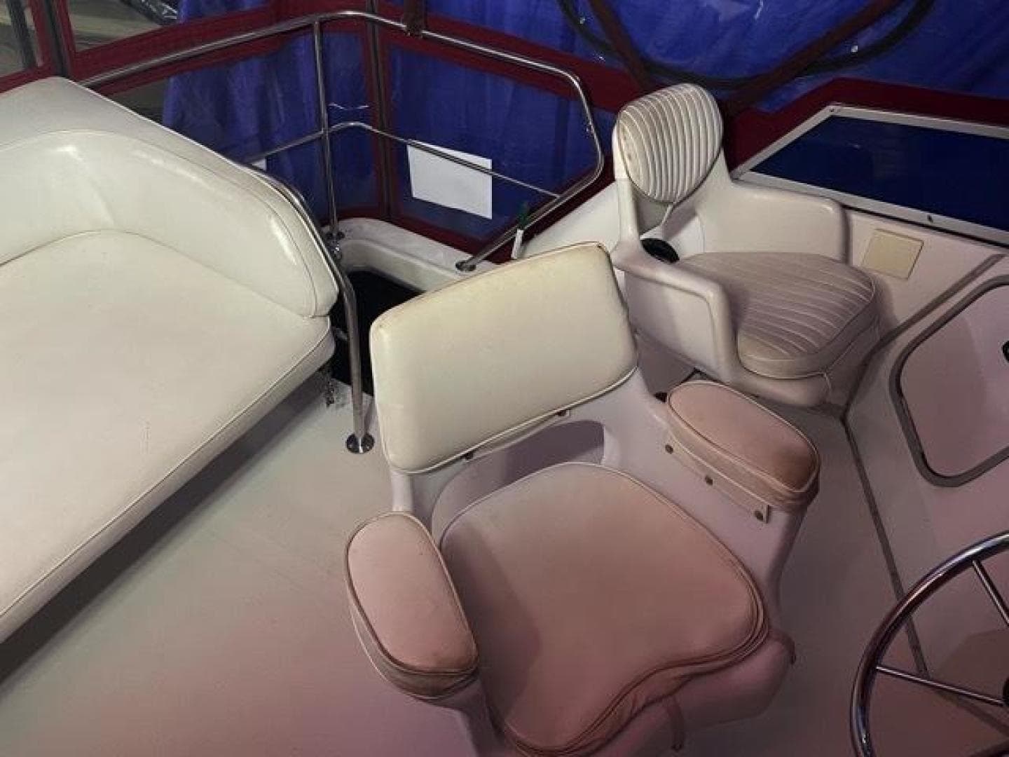 1989 Sea Ray 300 Sedan Bridge — photo 14