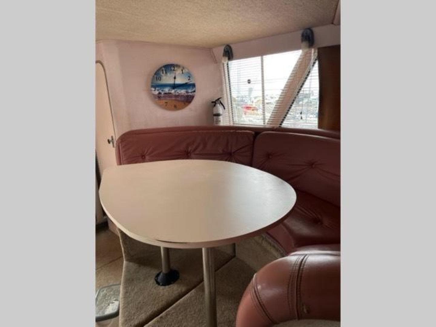 1989 Sea Ray 300 Sedan Bridge — photo 19