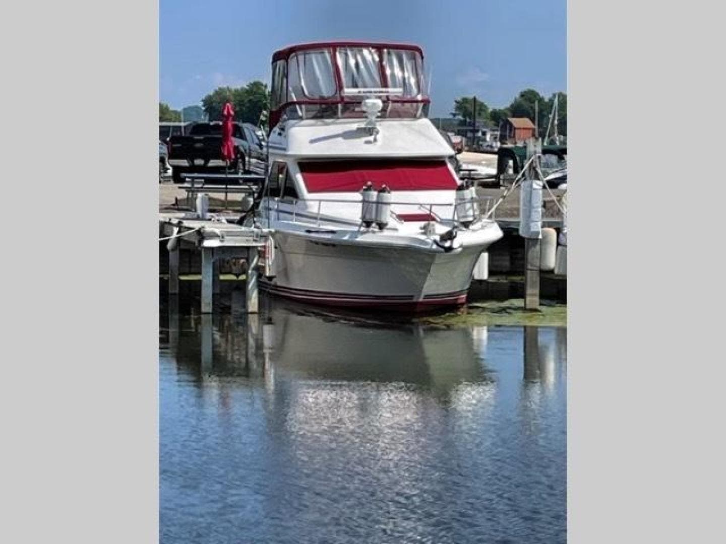 1989 Sea Ray 300 Sedan Bridge — photo 2