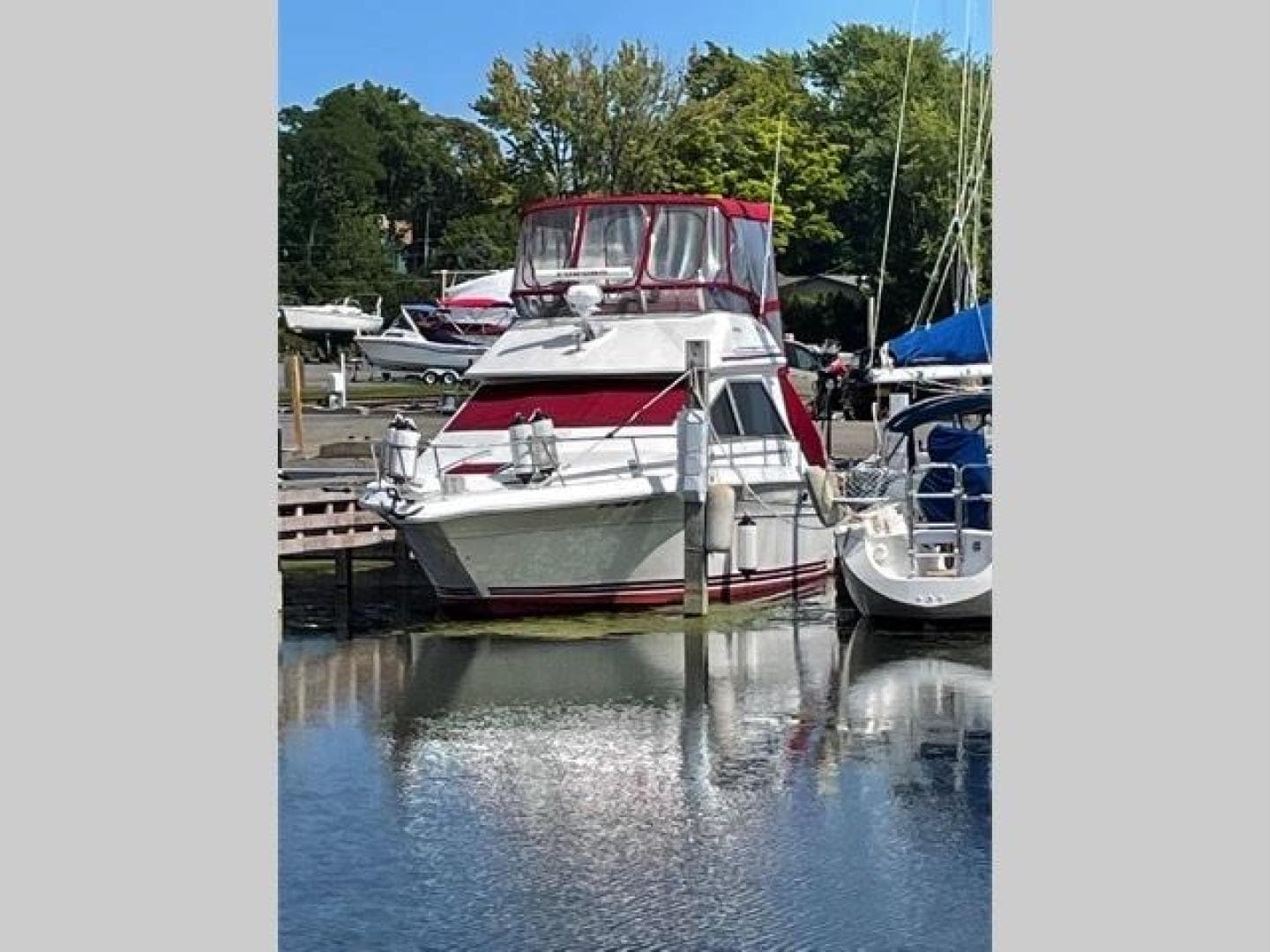 1989 Sea Ray 300 Sedan Bridge — photo 6