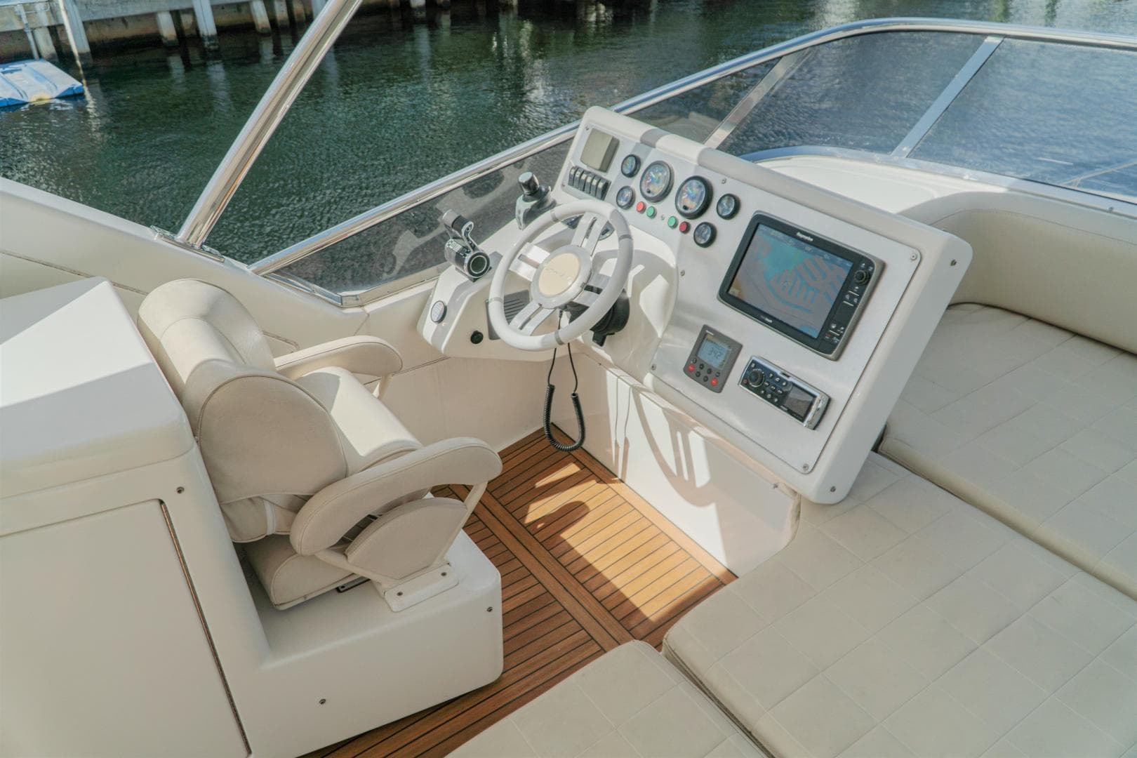 2013 Azimut Fly 54 — photo 9