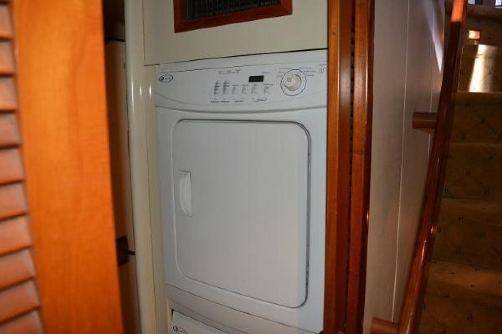 1989 Viking Motor Yacht — photo 89