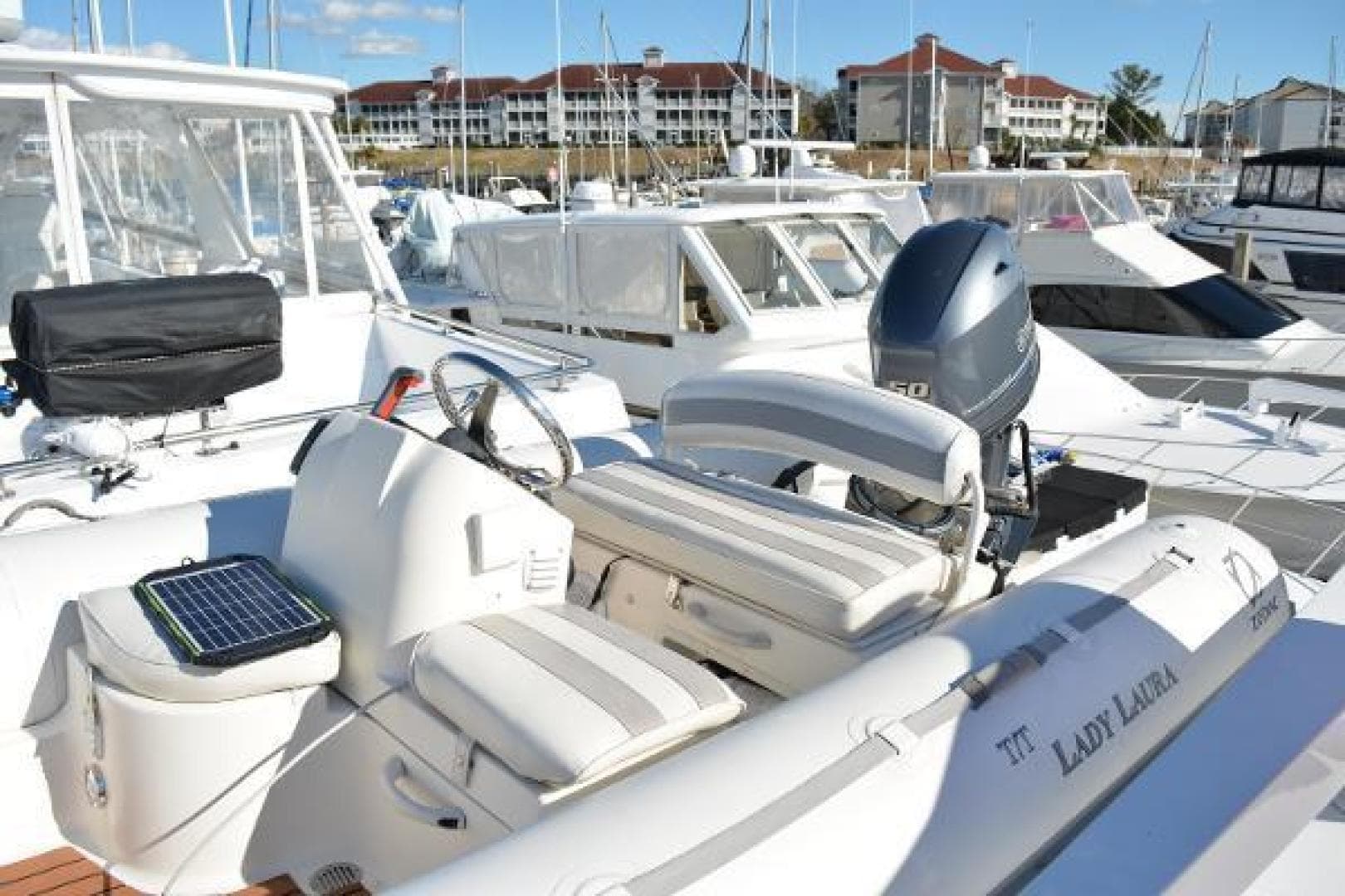 1989 Viking Motor Yacht — photo 37