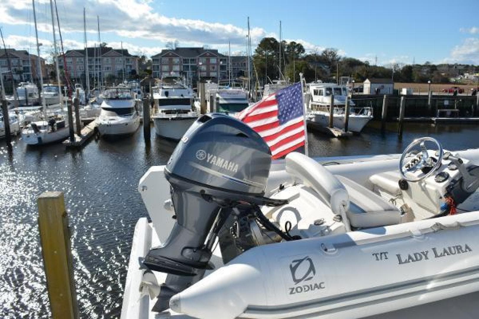 1989 Viking Motor Yacht — photo 34