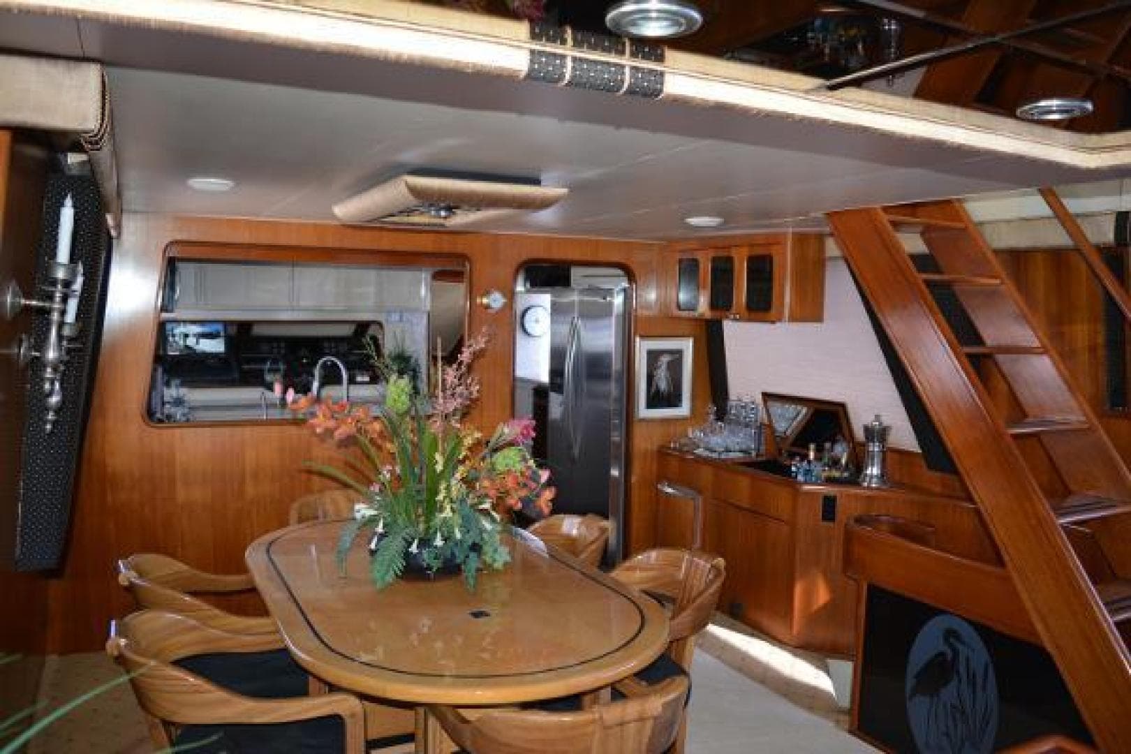 1989 Viking Motor Yacht — photo 56