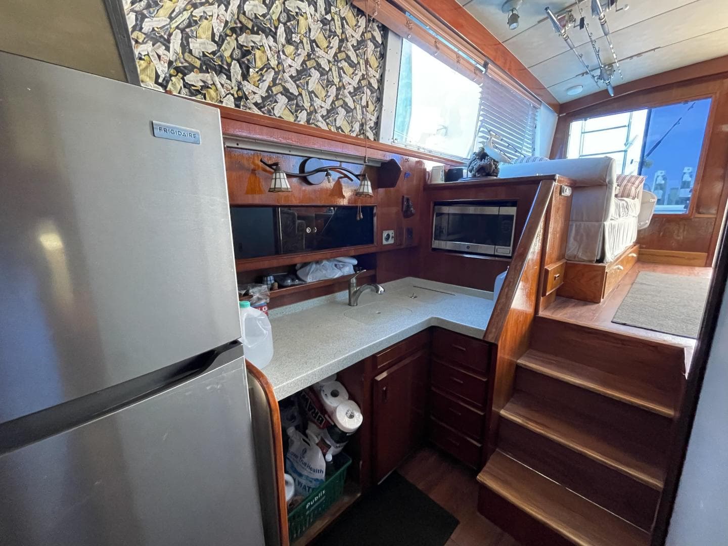 1984 Bertram 42 Convertible — photo 21