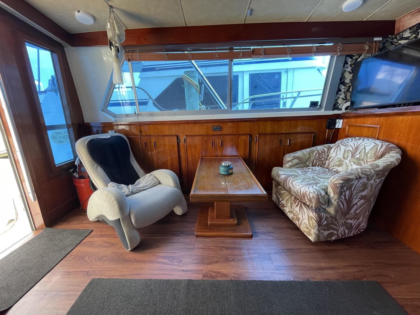 1984 Bertram 42 Convertible — photo 14