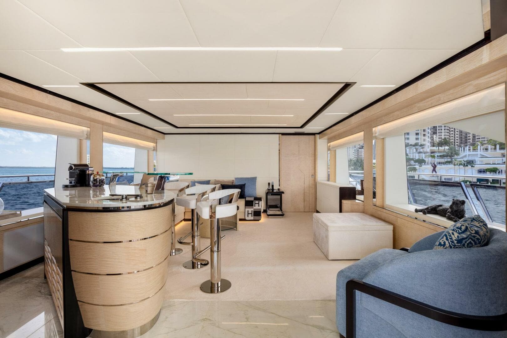 2022 Majesty Yachts 120 — photo 35