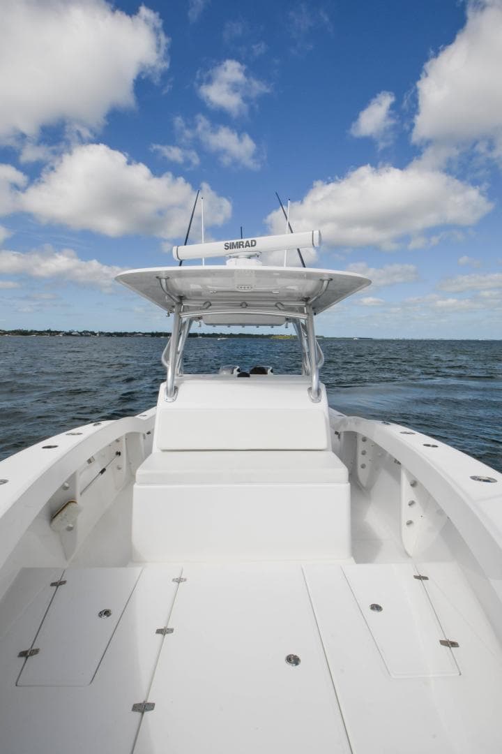2019 Ocean Master 336 Center Console — photo 7