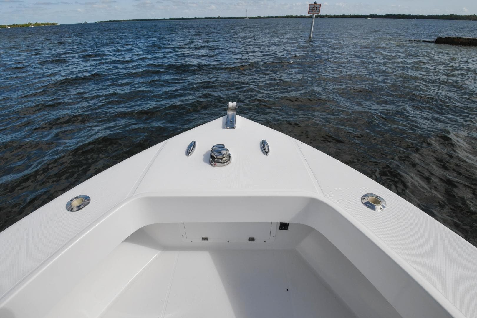 2019 Ocean Master 336 Center Console — photo 5