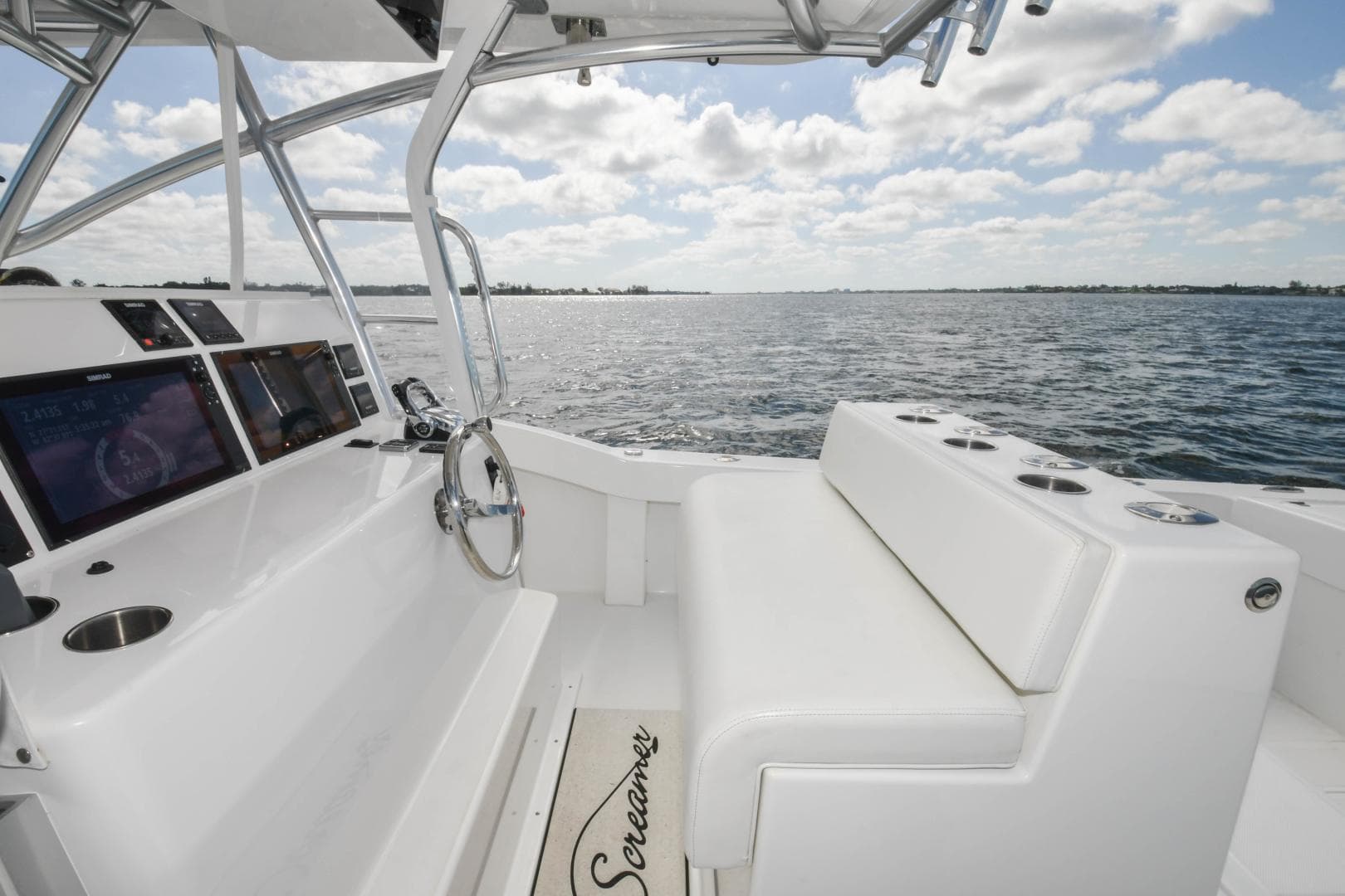 2019 Ocean Master 336 Center Console — photo 2