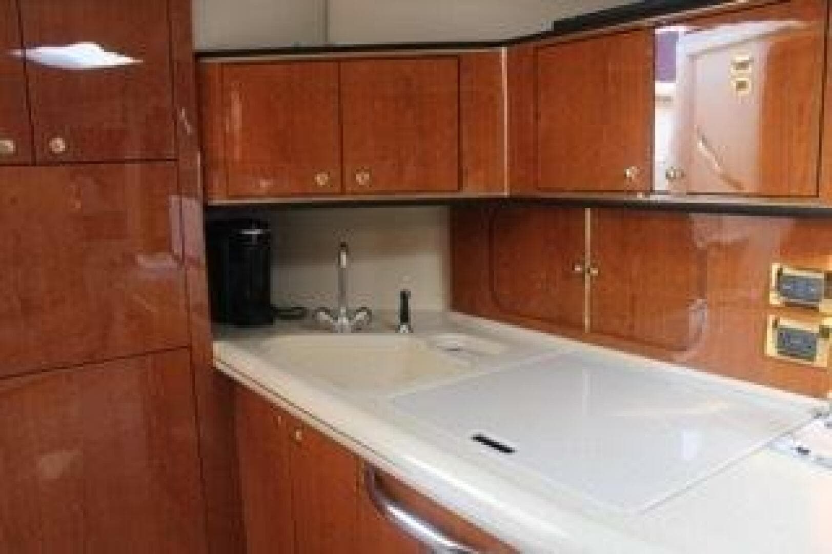 2000 Sea Ray Sundancer — photo 19