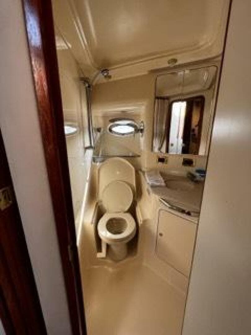 2000 Sea Ray Sundancer — photo 21