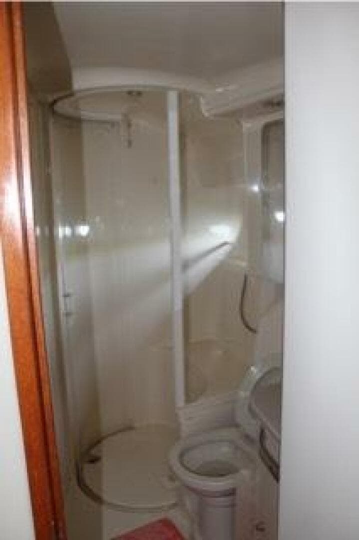 2000 Sea Ray Sundancer — photo 23