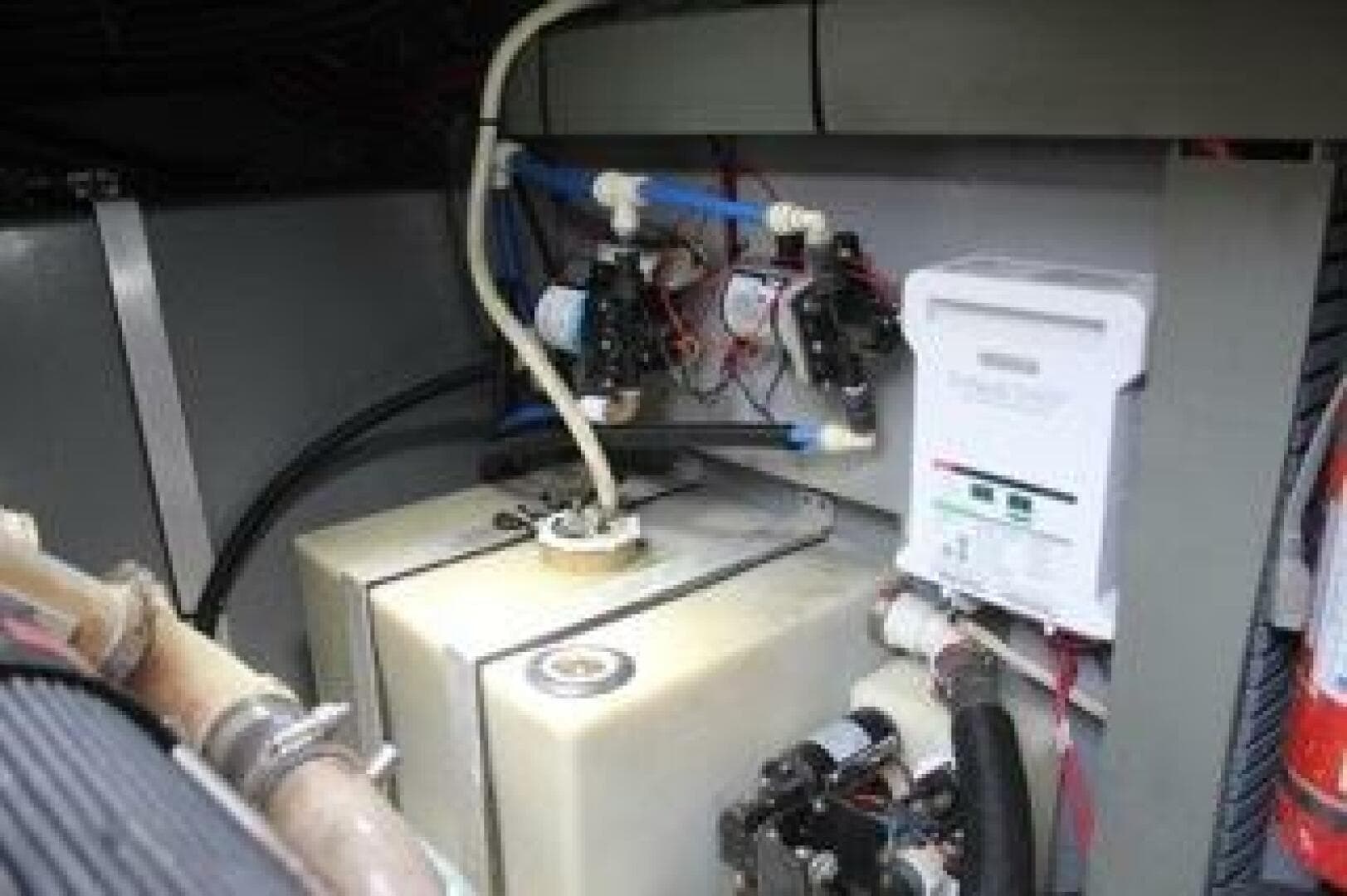 2000 Sea Ray Sundancer — photo 29