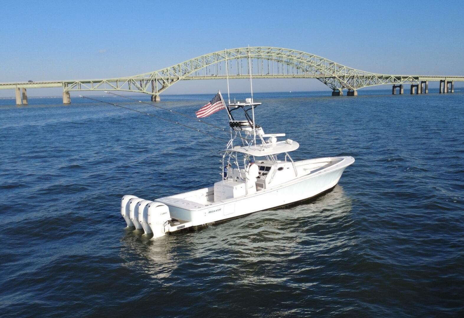 2016 Regulator 41 — photo 2