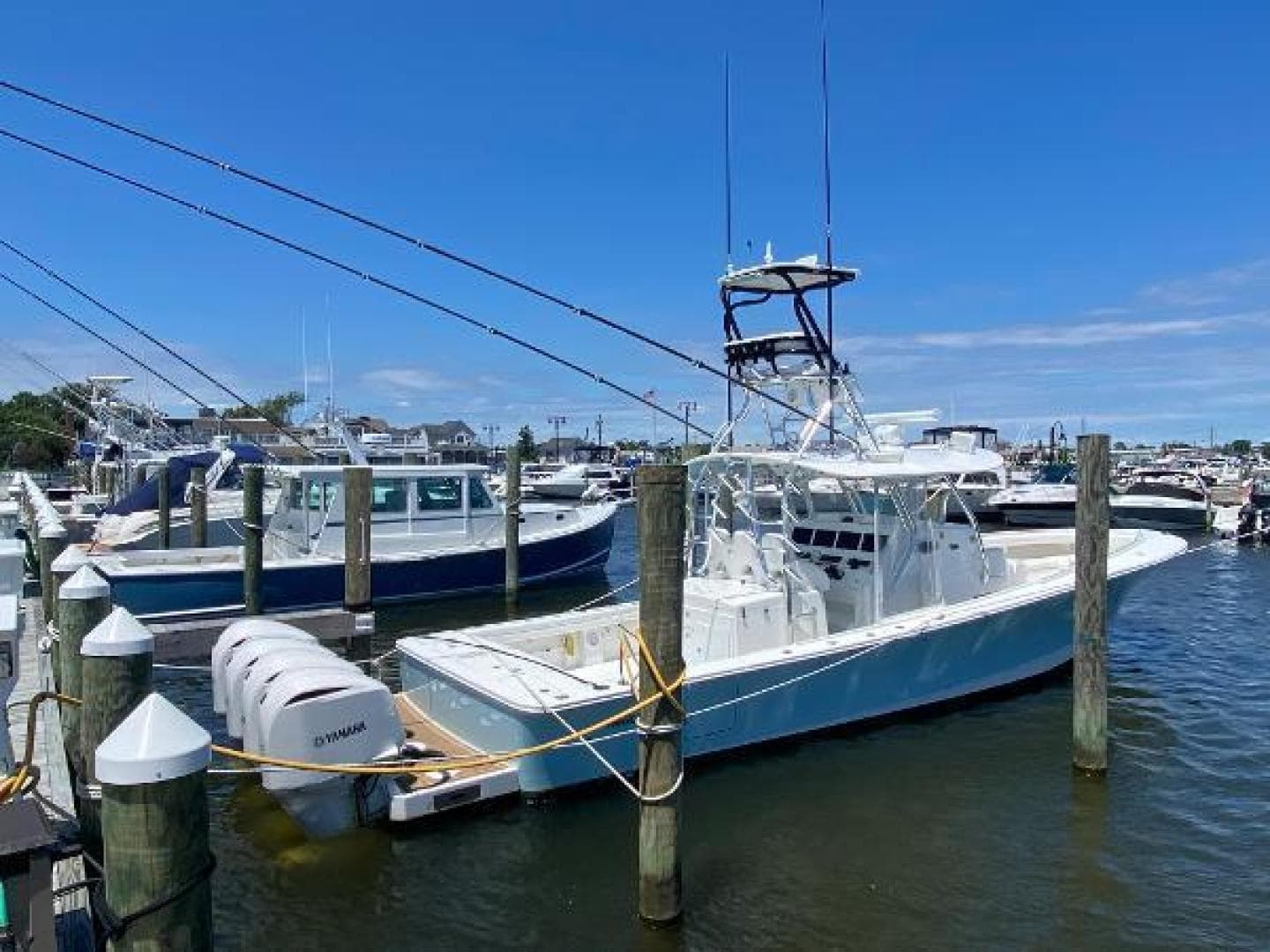 2016 Regulator 41 — photo 8