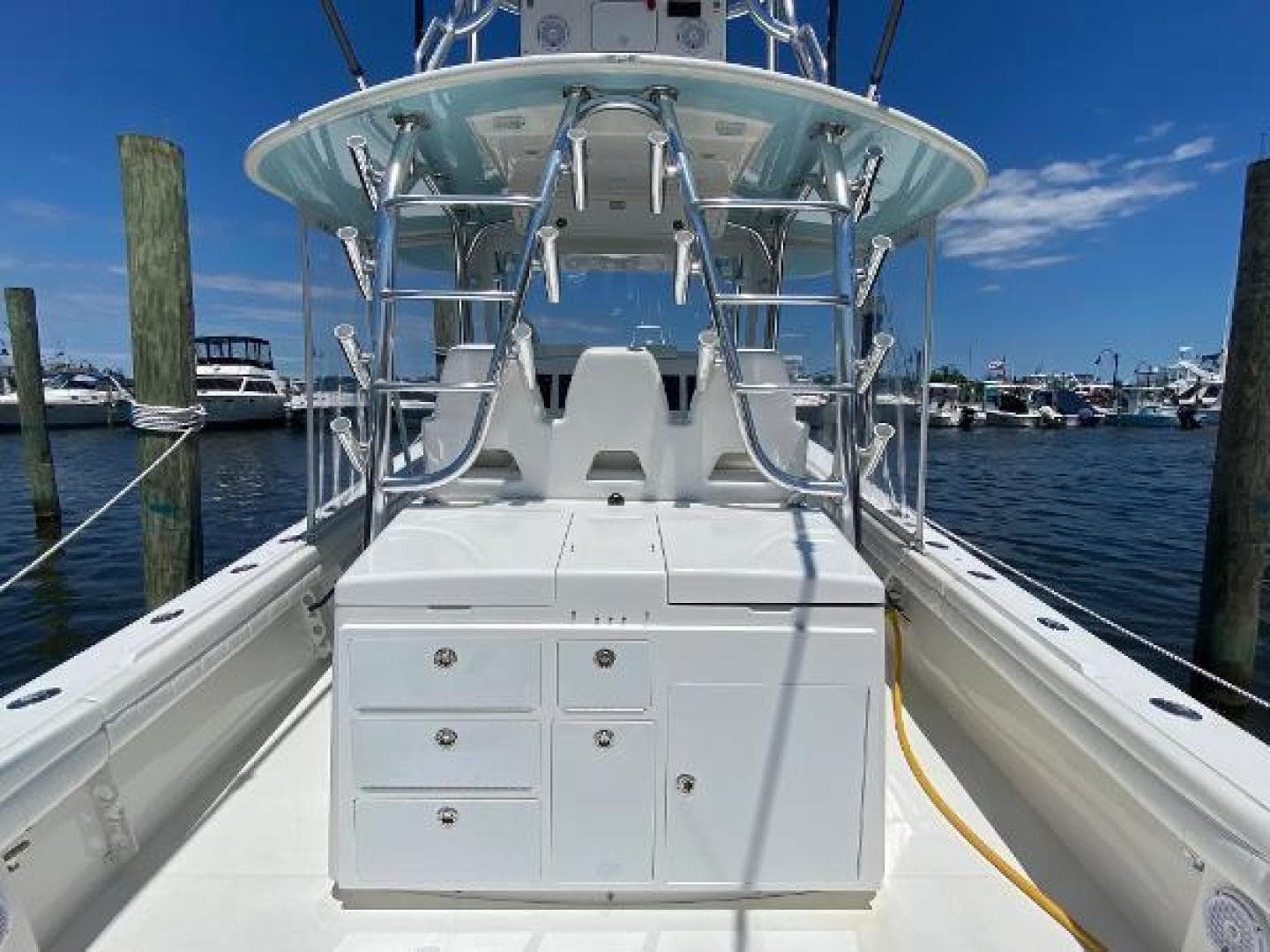 2016 Regulator 41 — photo 13