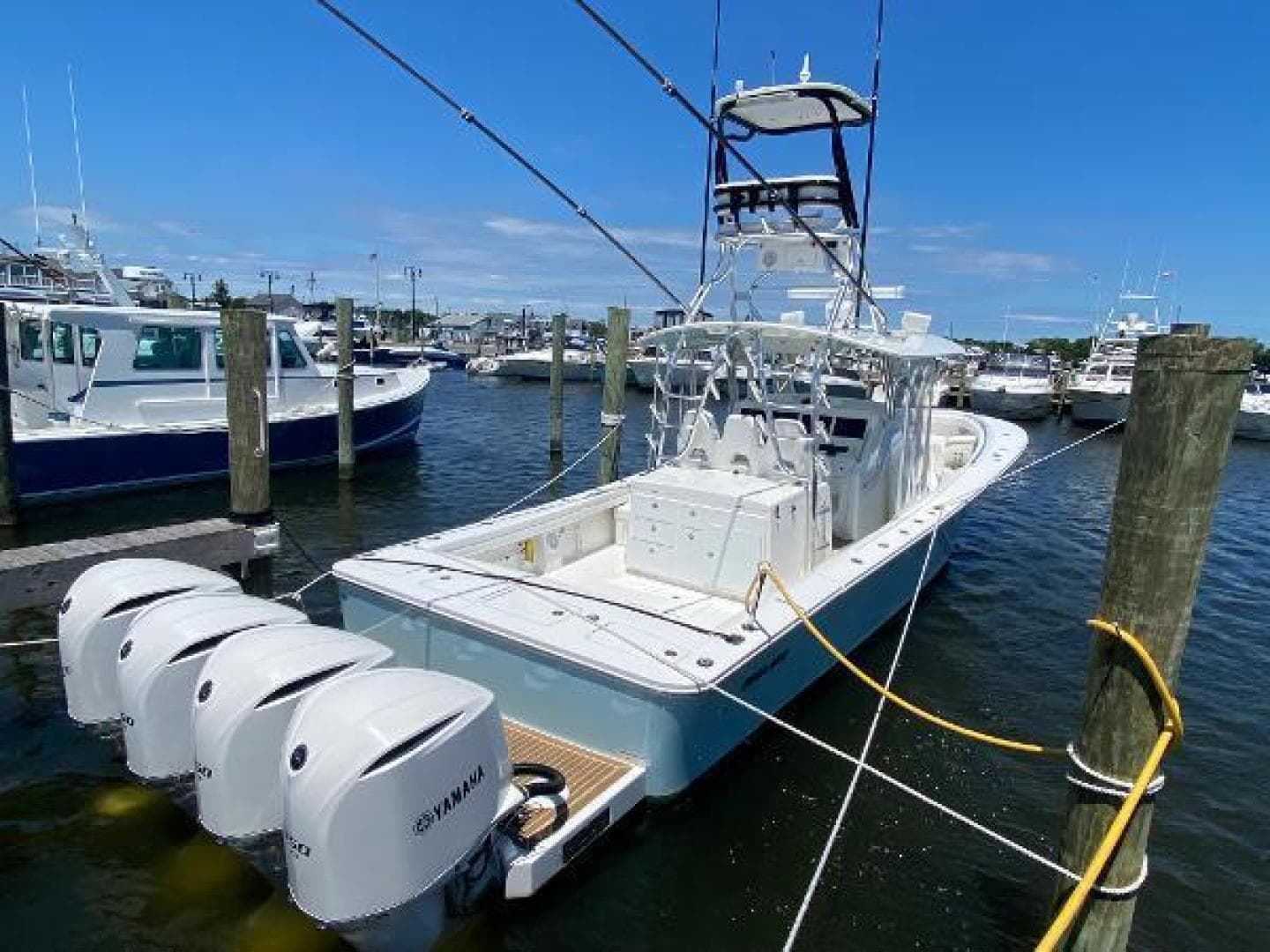 2016 Regulator 41 — photo 7