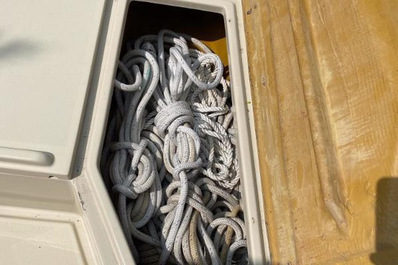 1982 Mako 23 Onboard Diesel — photo 39