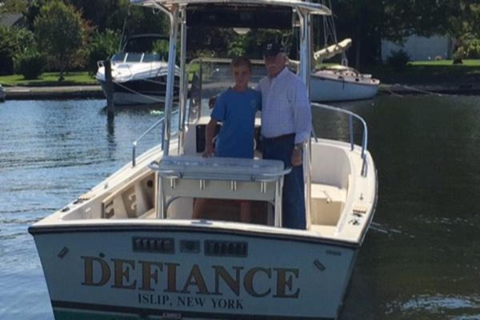 1982 Mako 23 Onboard Diesel — photo 2