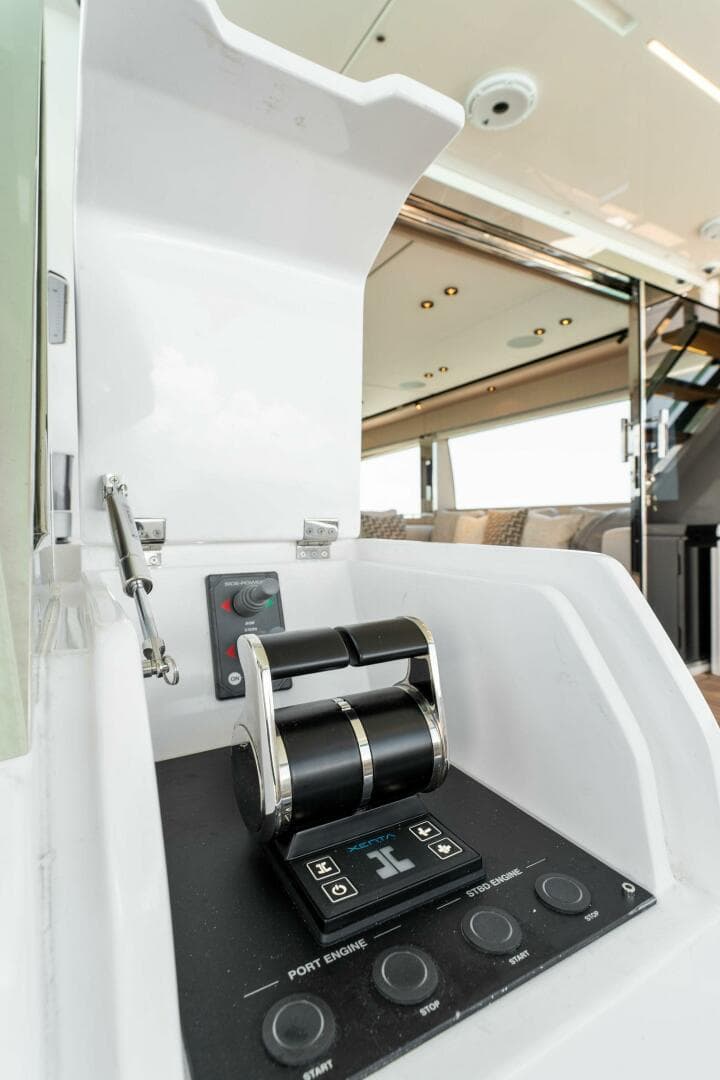 2023 Ferretti Yachts 780 — photo 16