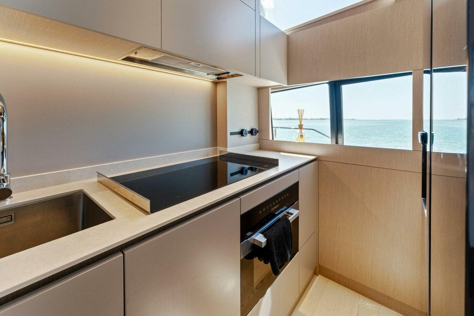 2023 Ferretti Yachts 780 — photo 47