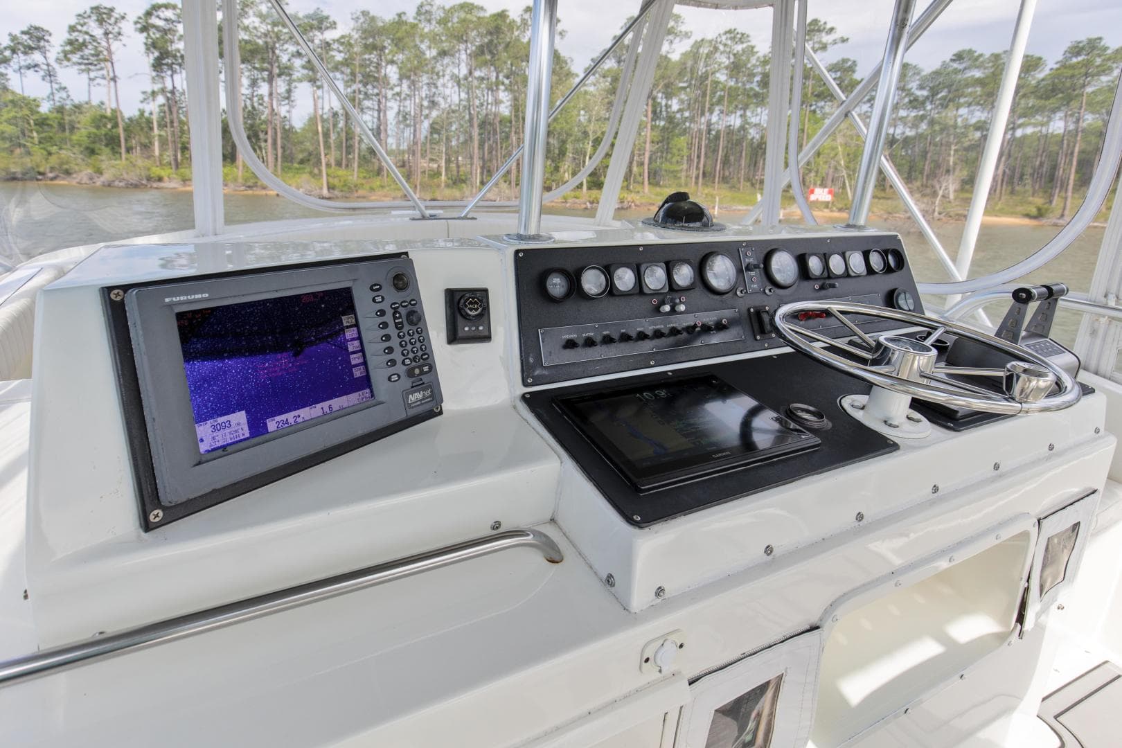 1981 Bertram 42 Convertible — photo 16