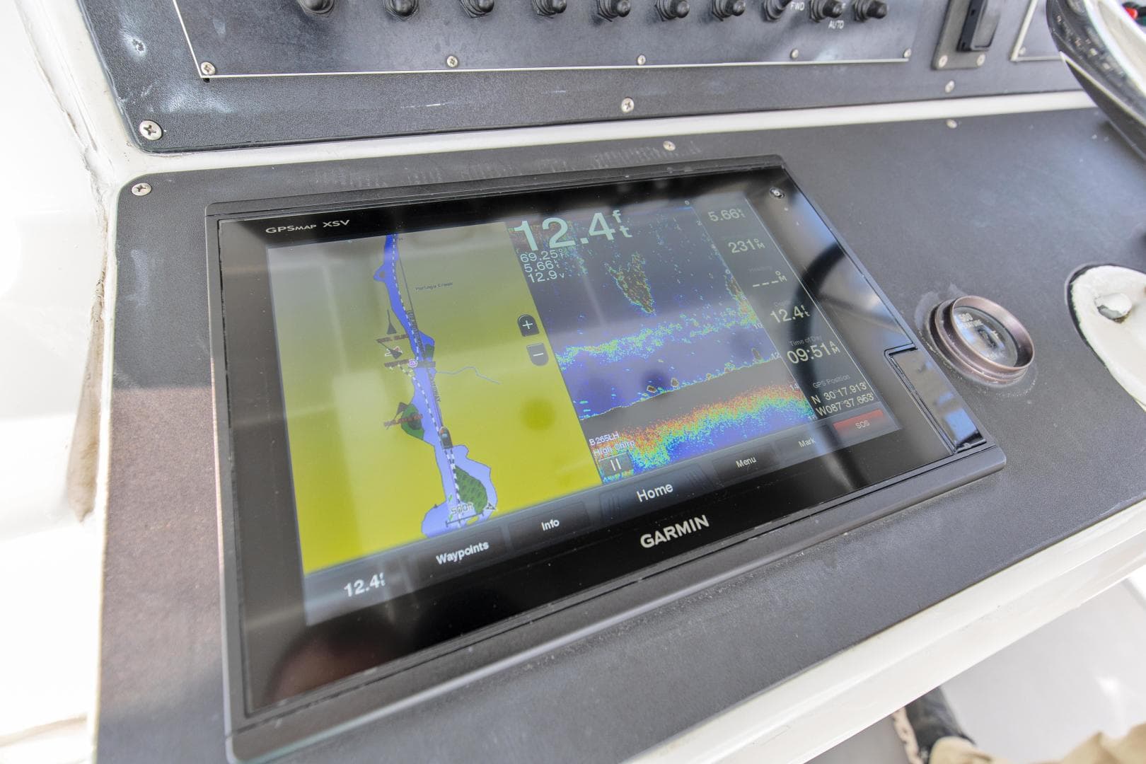 1981 Bertram 42 Convertible — photo 17