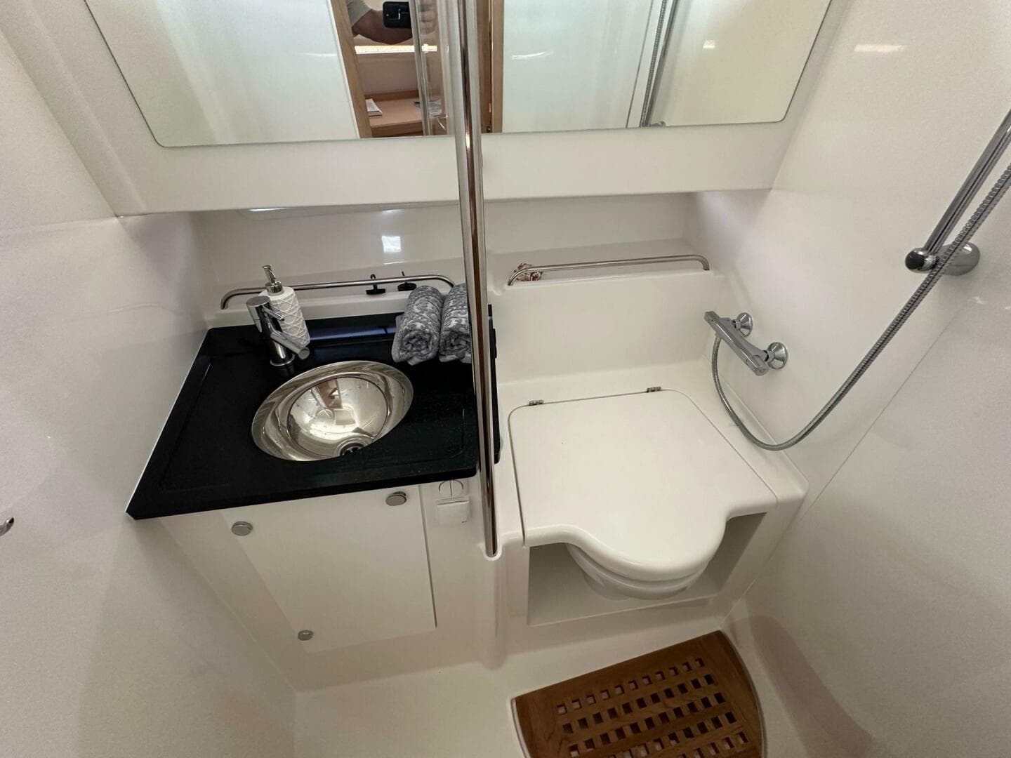 2023 Nimbus T11 — photo 8