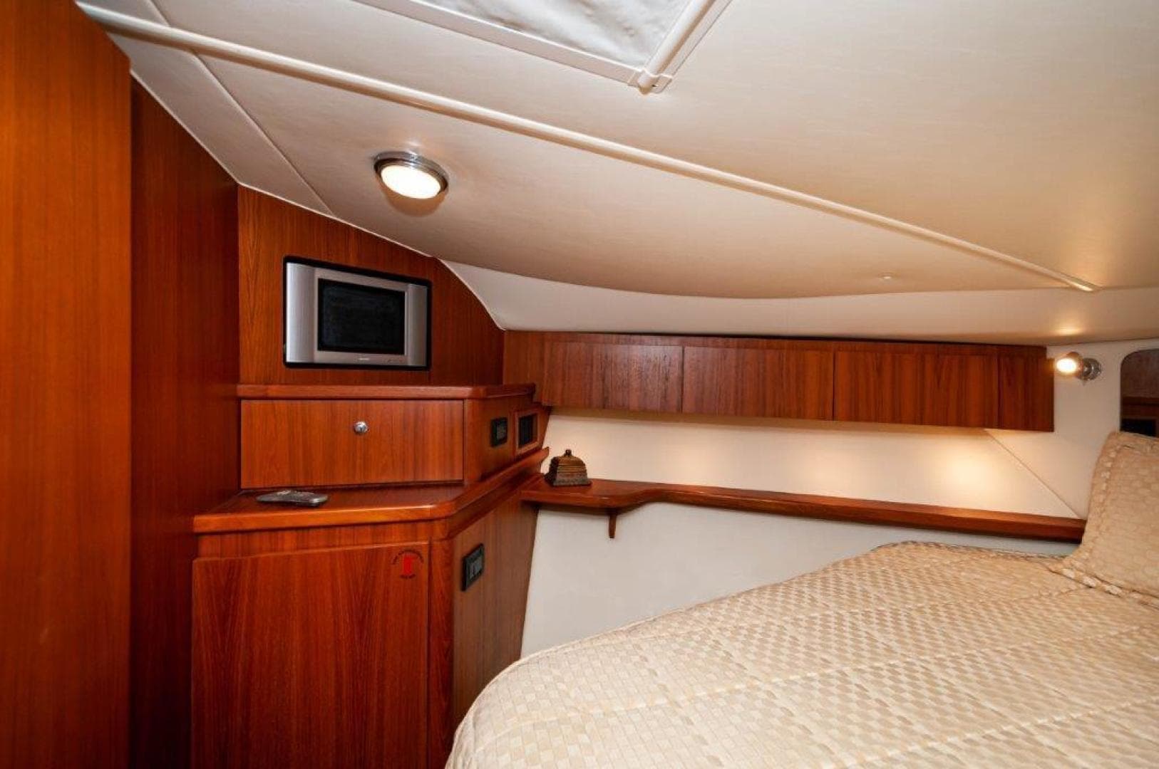 2003 Tiara Yachts 4200 Open — photo 14