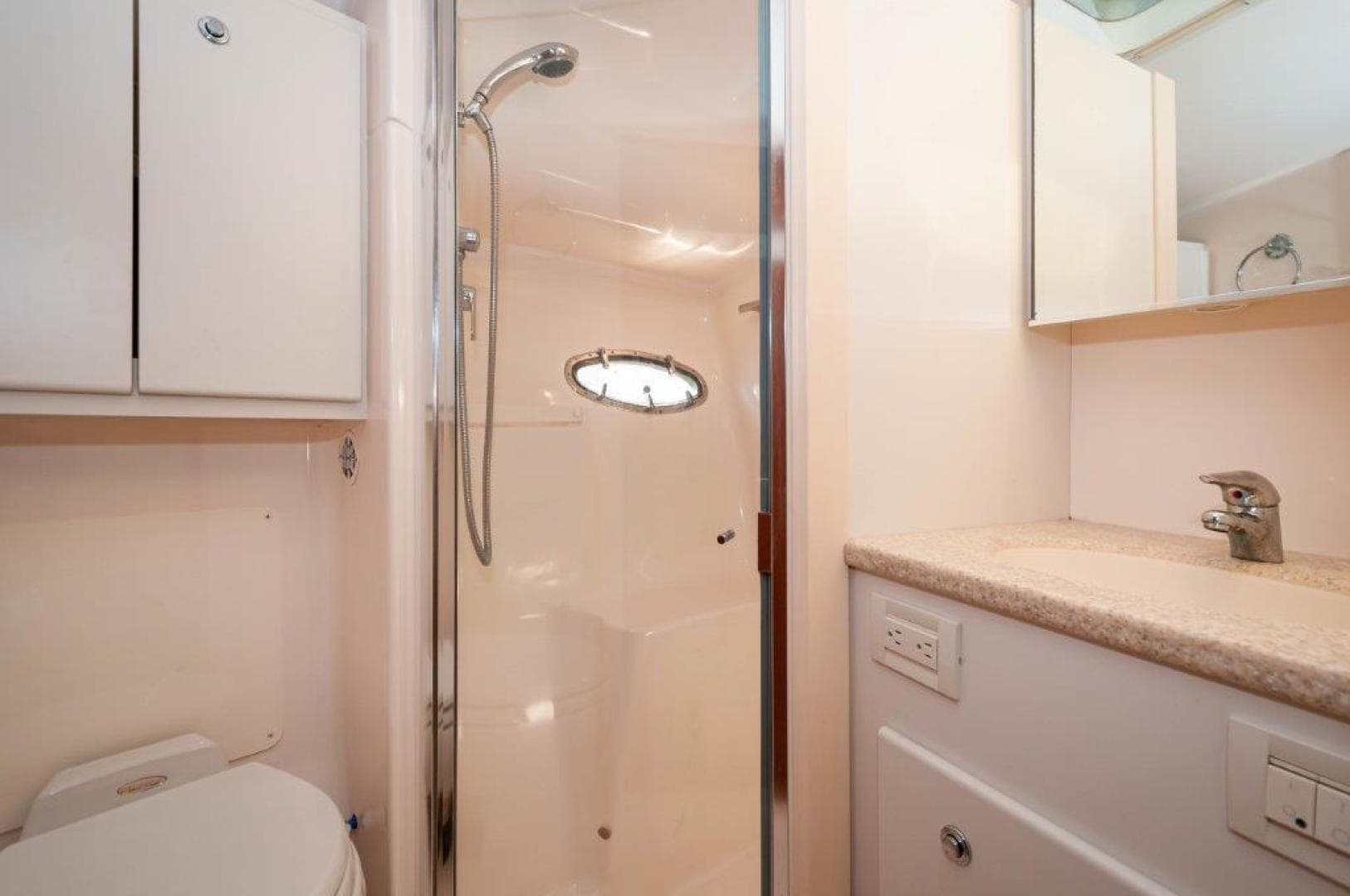 2003 Tiara Yachts 4200 Open — photo 18