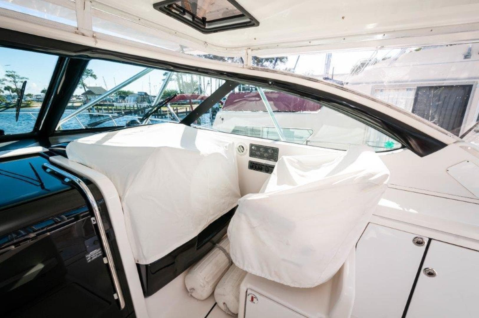 2003 Tiara Yachts 4200 Open — photo 19