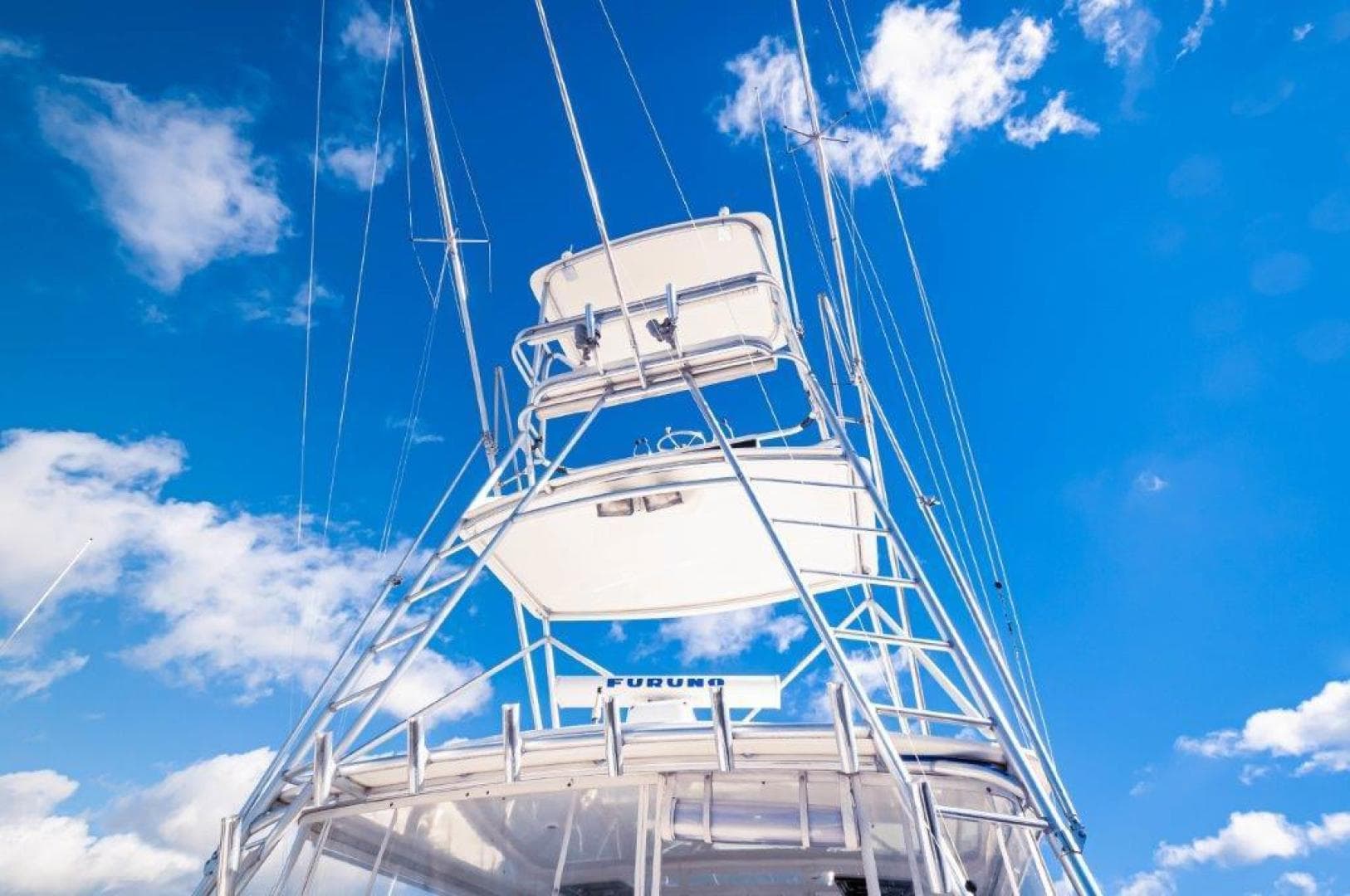 2003 Tiara Yachts 4200 Open — photo 32